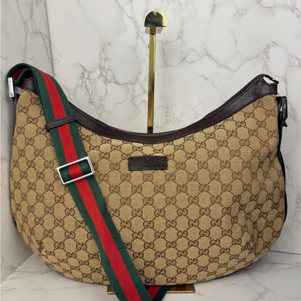 Gucci Half Moon Saddle Crossbody GG Canvas Hobo Bag with Green and Red Strap - Picture 2 of 16